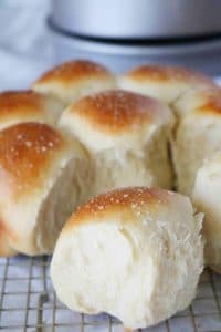 Easy Yeast Rolls (Great for Beginners!)