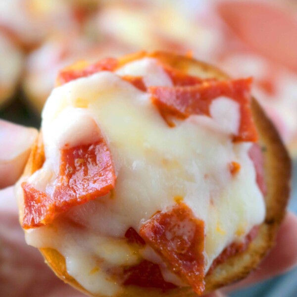 How to Make Pizza Bagels (Bagel Bites Recipe) The Anthony Kitchen