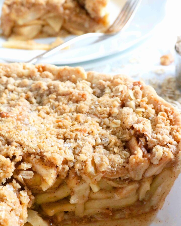 Apple Crisp Pie