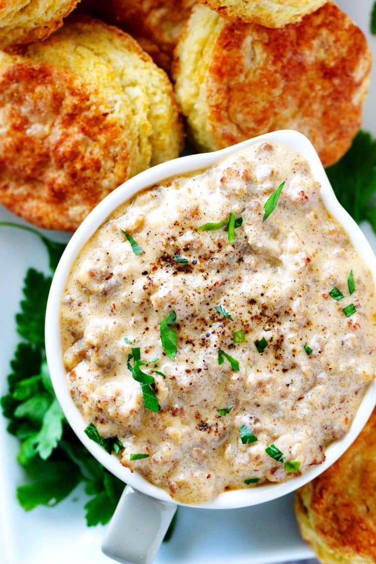 Sawmill Gravy Recipe with Sausage (20Minutes!)