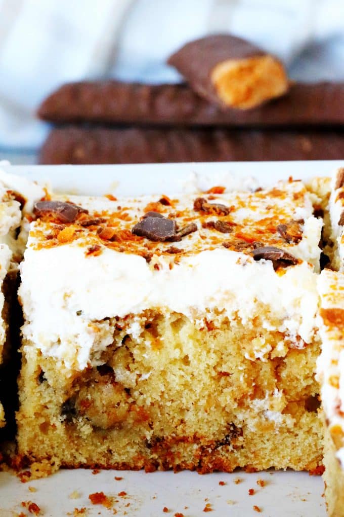 Best Butterfinger Cake Recipe - The Anthony Kitchen
