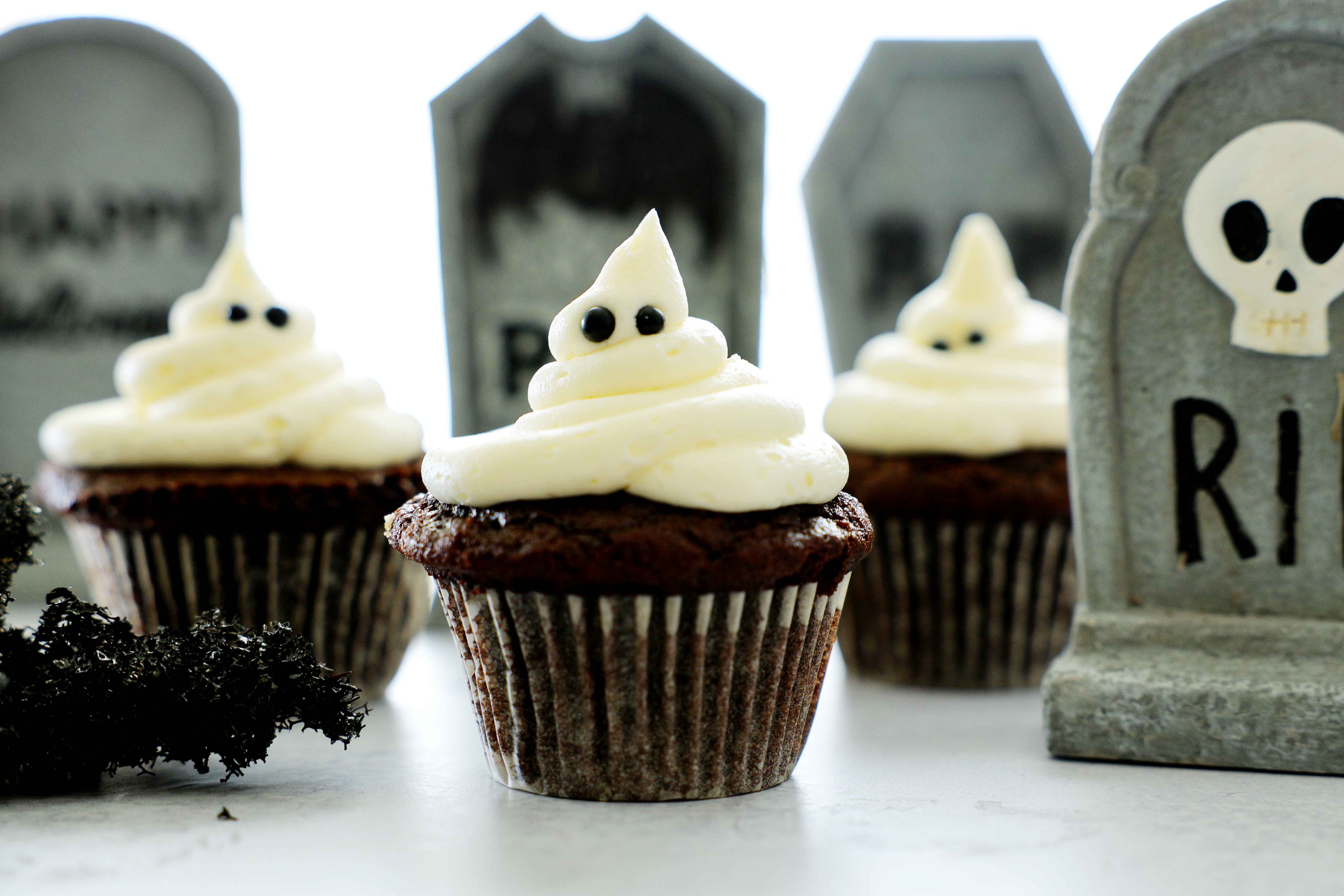 Ghost Cupcakes | A Halloween Party HIT! - The Anthony Kitchen