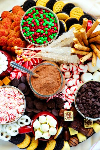 And overhead shot of a fully assembled hot cocoa board.