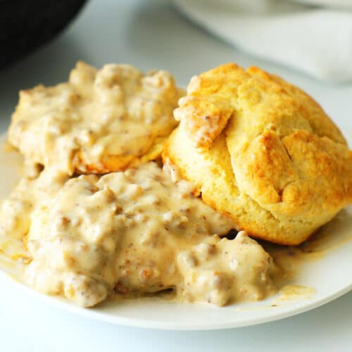Homemade Sausage Gravy (20-Minute Recipe)