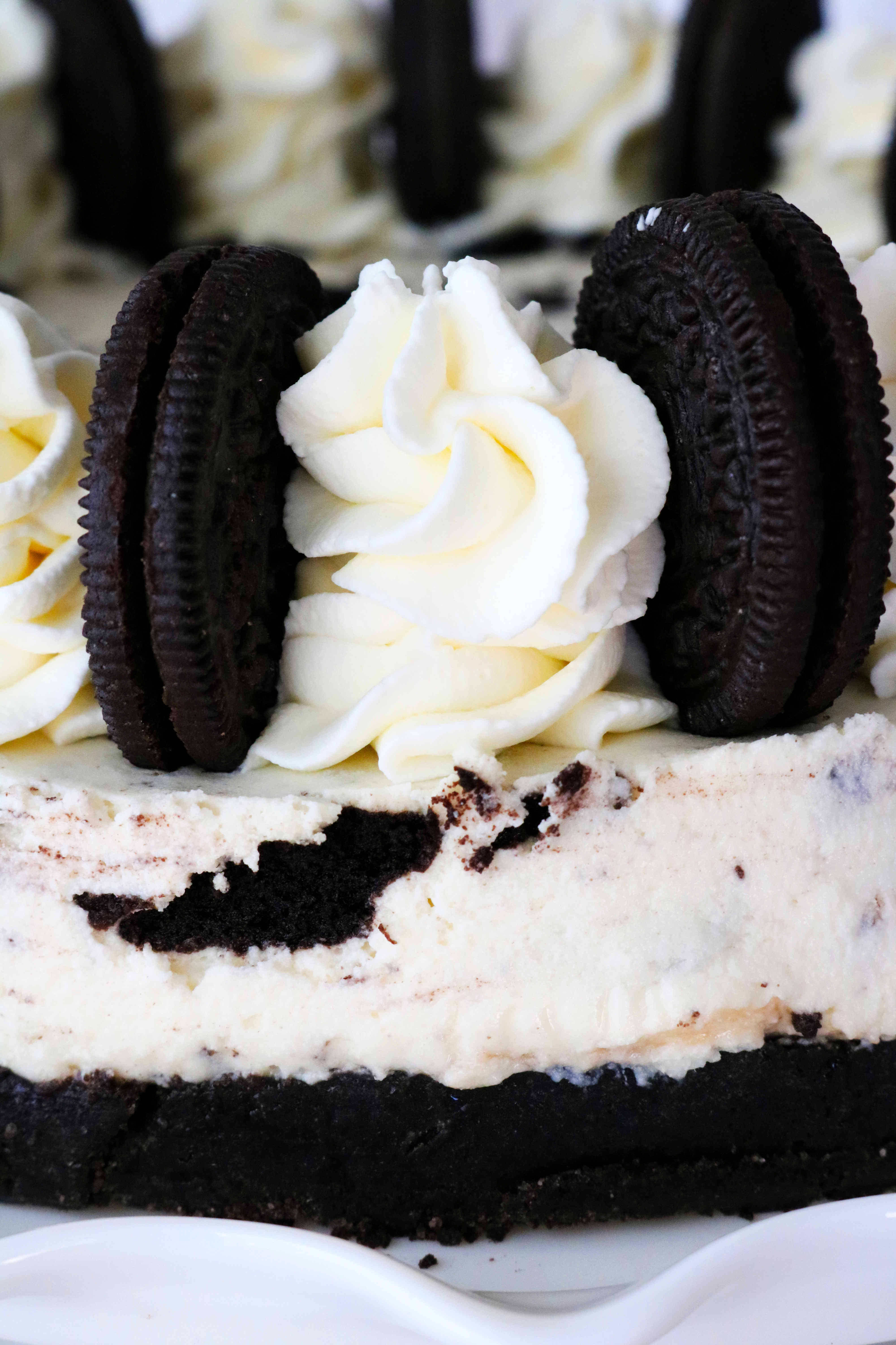 Closeup of Oreo pie crust and no-bake oreo cheesecake