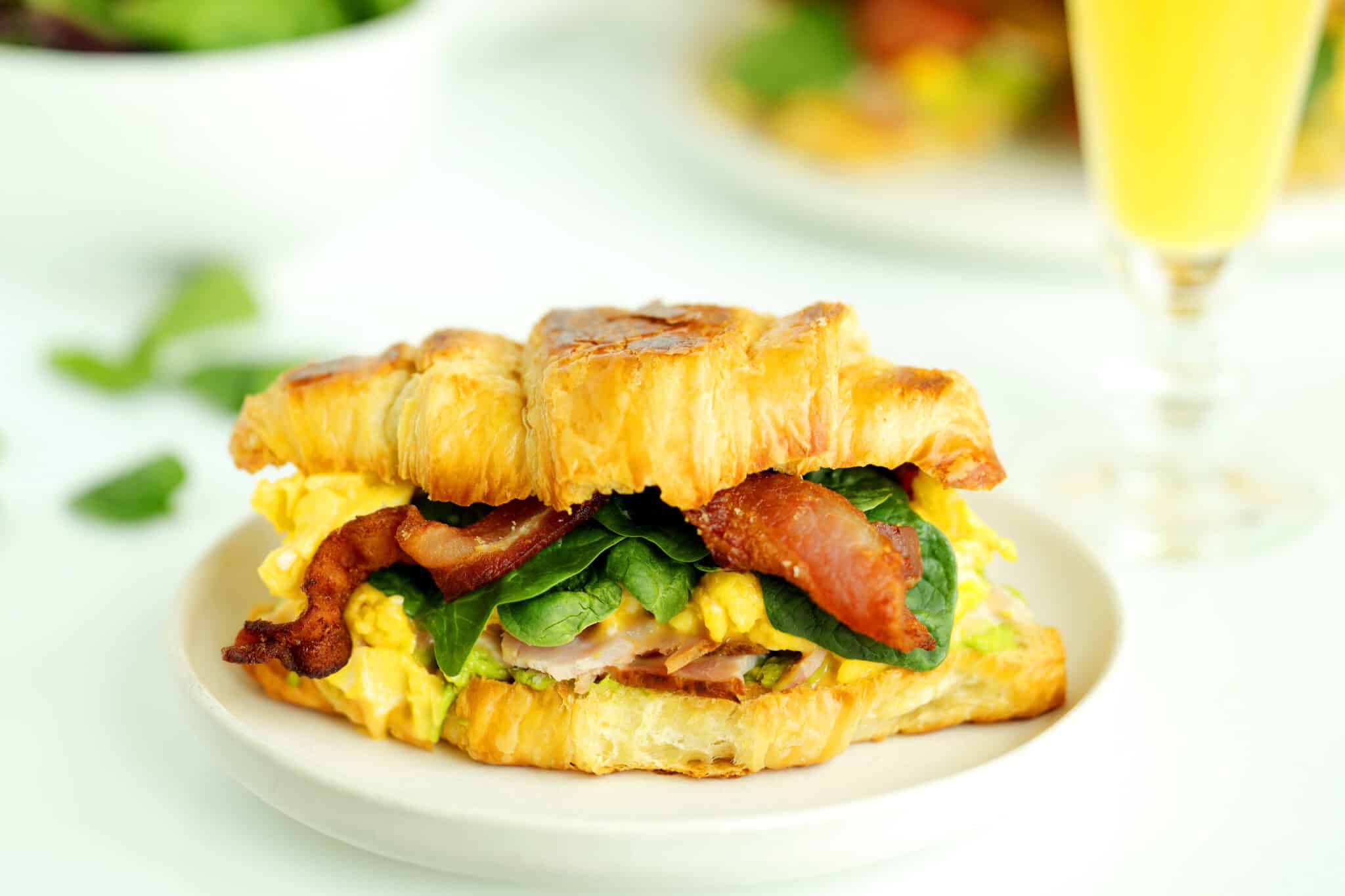 Easy Croissant Sandwich Recipe (Perfect for Breakfast + Brunch)