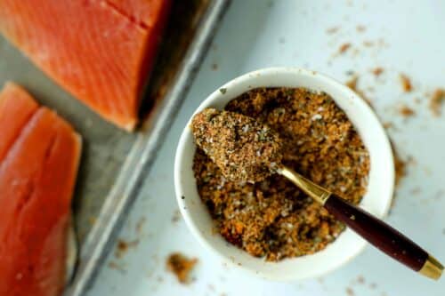 Salmon seasoning for salmon