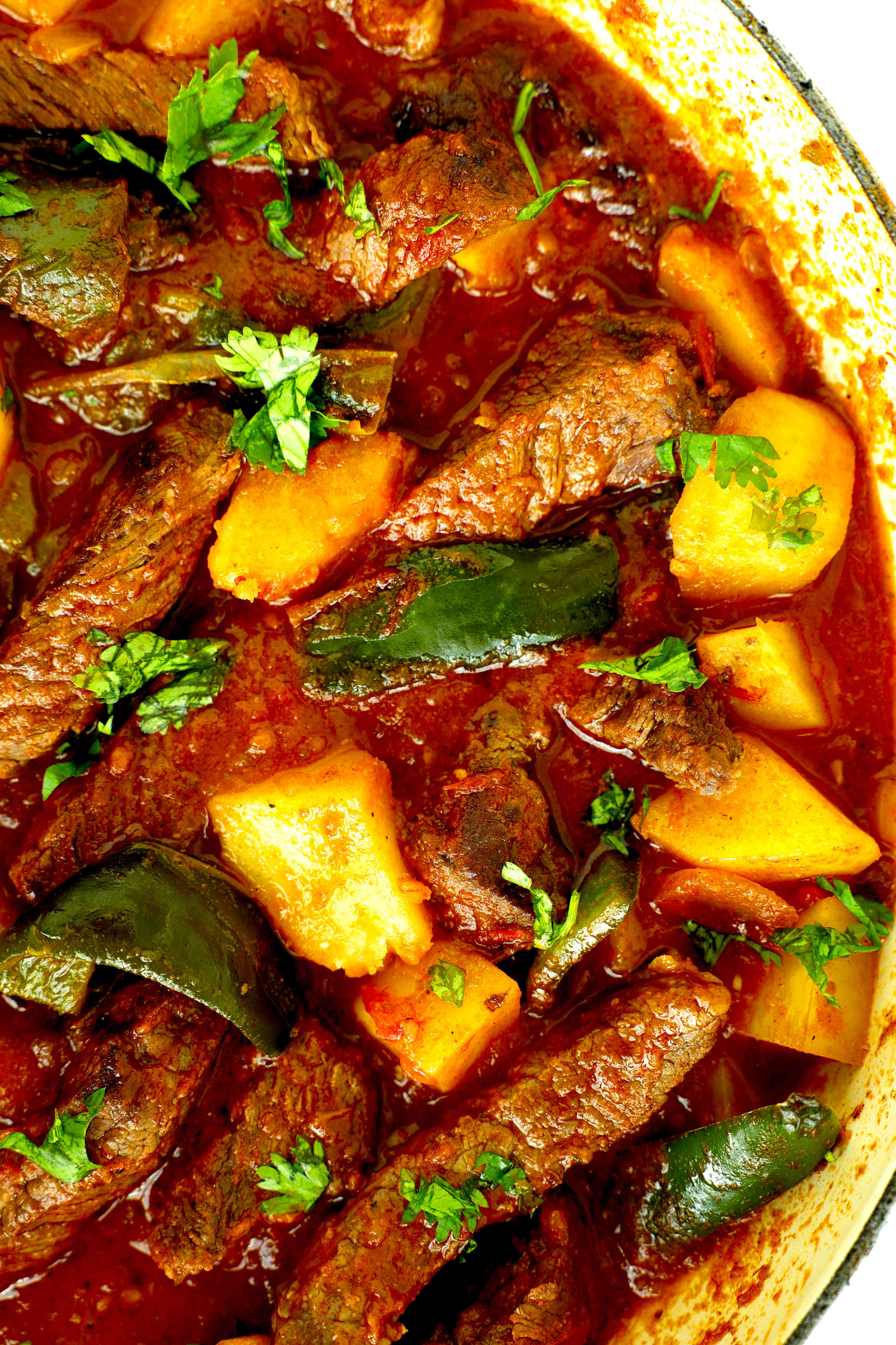 Closeup of Bistec Ranchero in a Dutch oven