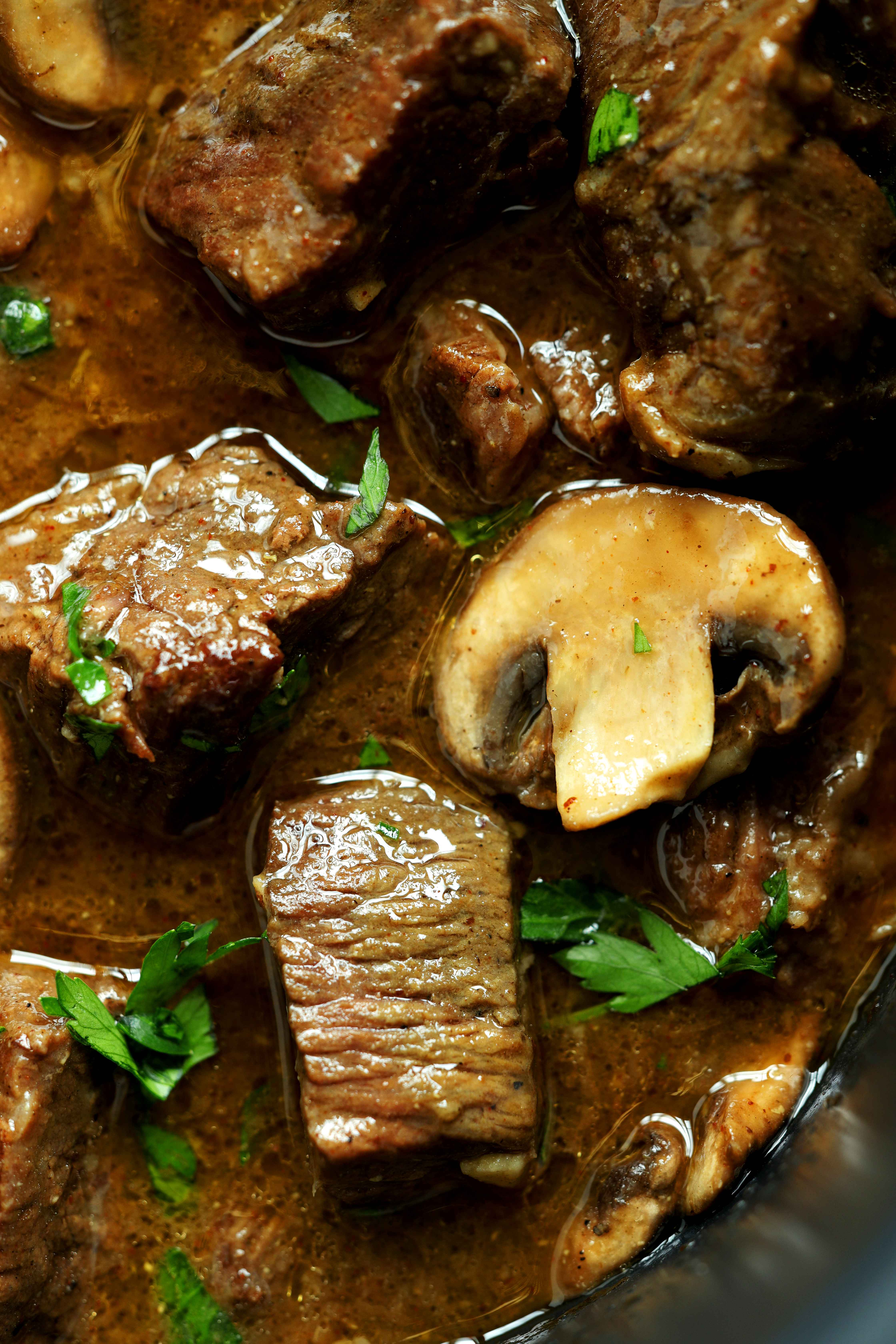 Crockpot Beef Tips and Gravy